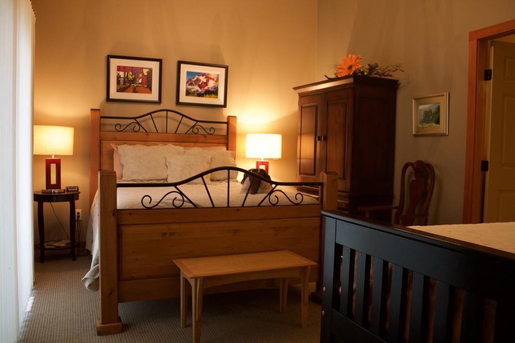 Windborne Bed & Breakfast Castlegar Kamer foto